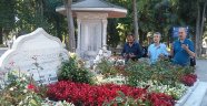 Necmettin Erbakan hocamızı makamında ziyaret ederek Bayramın en güzelini biz yaptık
